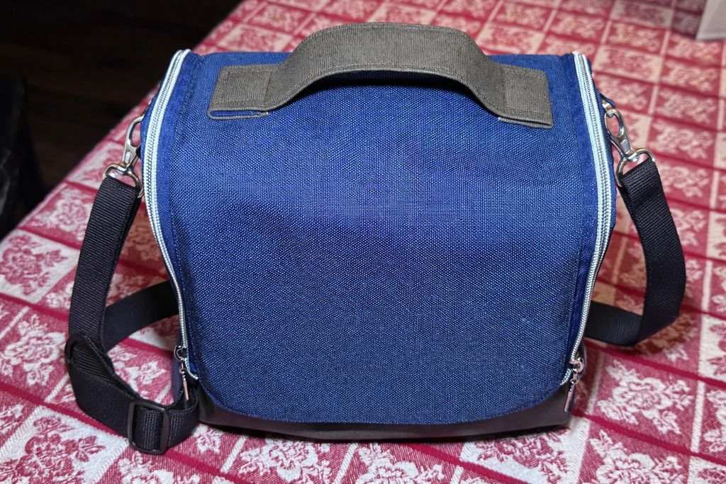 Savor Satchel