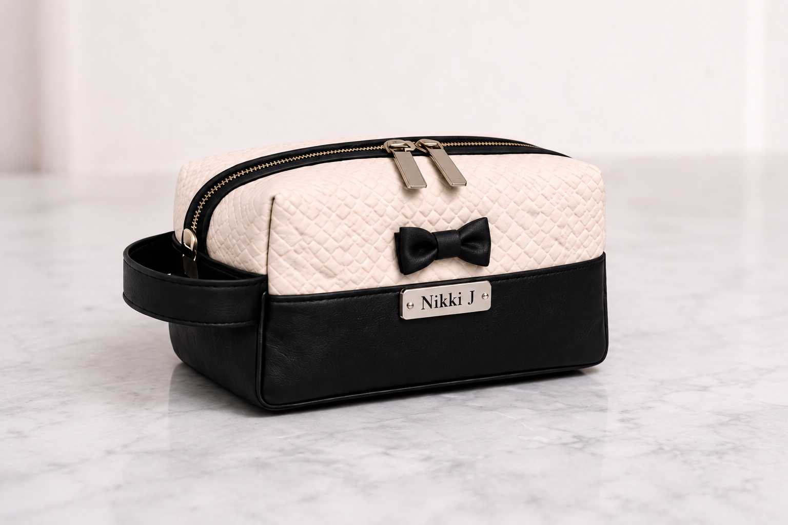 Nikki J Signature Tuxedo Dopp Kit